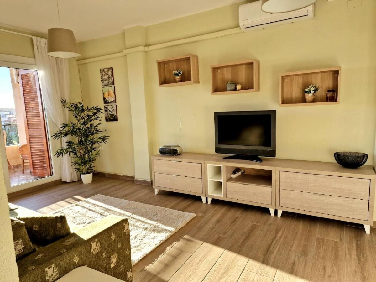 Cozy Apartment With Sea View Torrevieja Zewnętrze zdjęcie