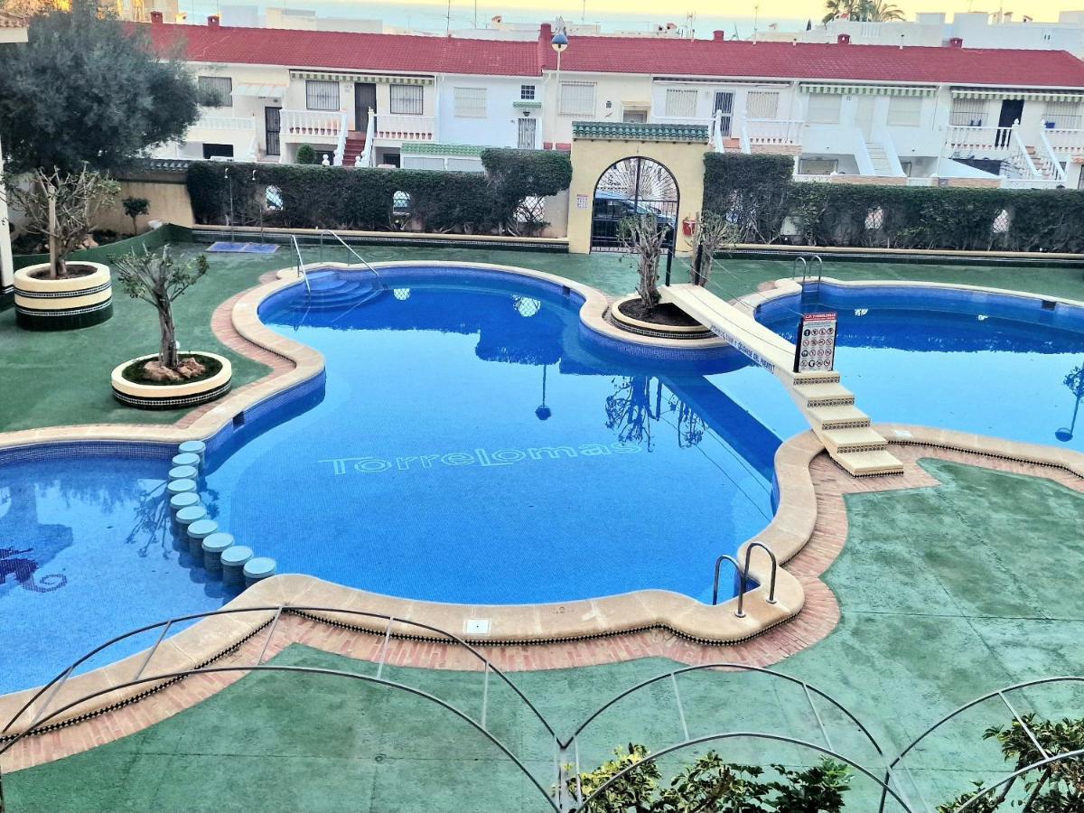 Cozy Apartment With Sea View Torrevieja Zewnętrze zdjęcie